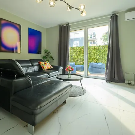 Private Baltic & Art