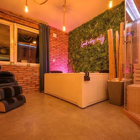 Private Baltic & Art Apartment