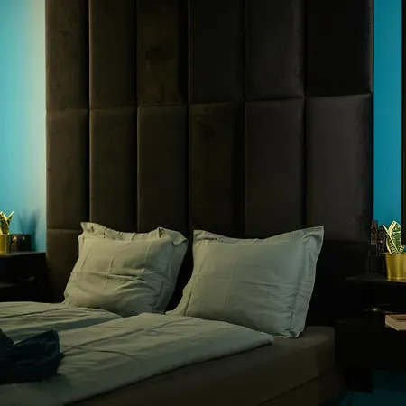 Private Baltic & Art