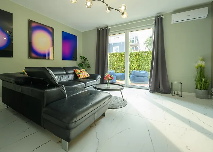 Private Baltic & Art